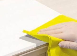 OVE 3 MOĆNE STVARI ČISTE KADU I TUŠ KABINU BOLJE OD SODE I SIRĆETA: SVE SIJA KAO NOVO POSLIJE NJIH