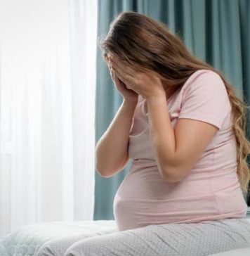 IZBACIO JE TRUDNU ŽENU IZ KUĆE NAKON ŠTO JE ONA UDARILA NJEGOVU MAJKU! Ispovest muškarca koji je morao da bira između ljubavi majke i žene, evo šta se dogodilo