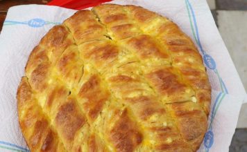 Lisnata pogača sa Zlatara: Recept koji je zaludeo domaćice – mekša od pamuka, hrskava spolja, nestaje za 5 minuta!