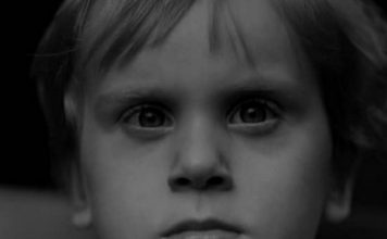 7 znakova da ste u djetinjstvu bili emocionalno zanemareni: takvi ljudi nose teške rane – ovako se prepoznaju