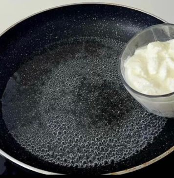 Samo sipajte JOGURT u kipuću vodu, dodajte brašno i ne morate ujutro ići u prodavnicu: Skoro NIKO za to ne zna!