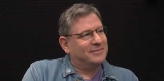 AKO HOĆEŠ DA UPROPASTIŠ KĆERKU, DAJ JOJ JEDAN OD OVIH 10 SAVJETA: Tvrdi psiholog Mihail Labkovski!